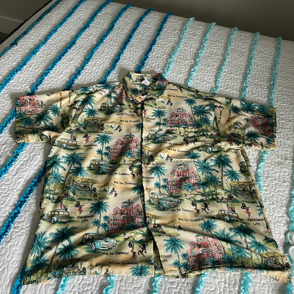 Classic Men's Hawaiian Cotton Shirt by Creations